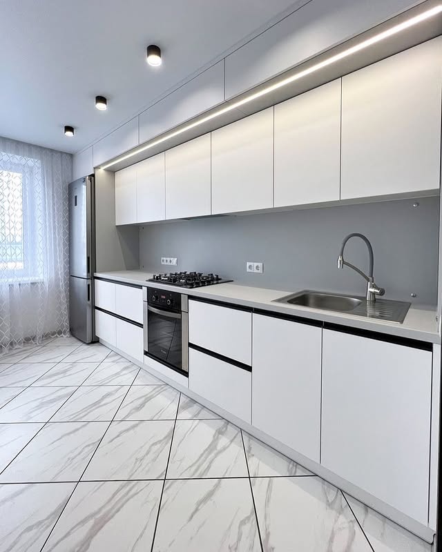 کابینت پله ای سفید طوسی