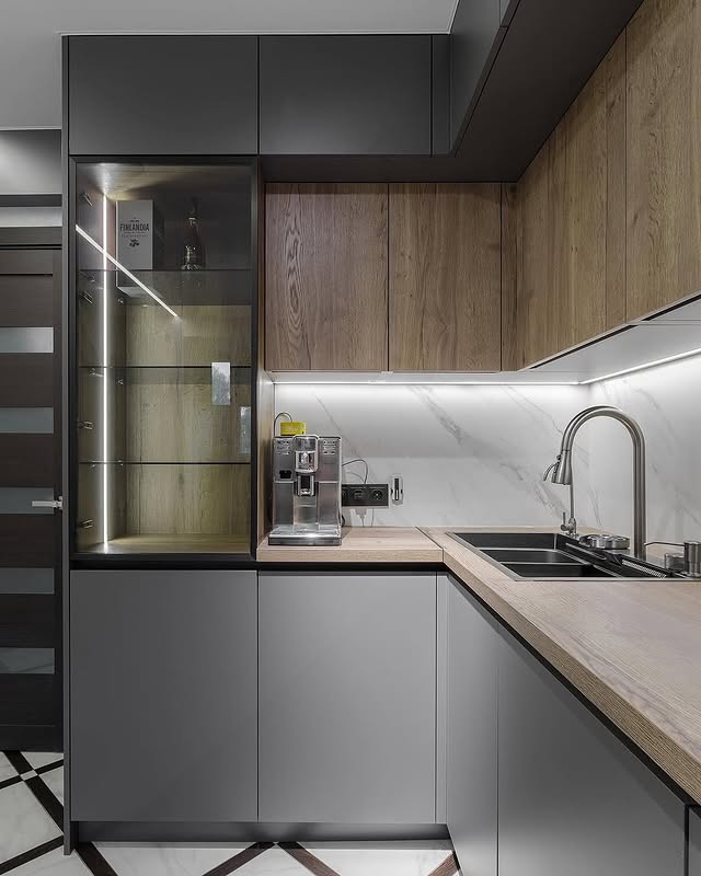 کابینت پلکانی طوسی و چوب