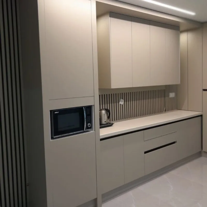 کابینت هایگلاس مدرن نسکافه‌ای روشن